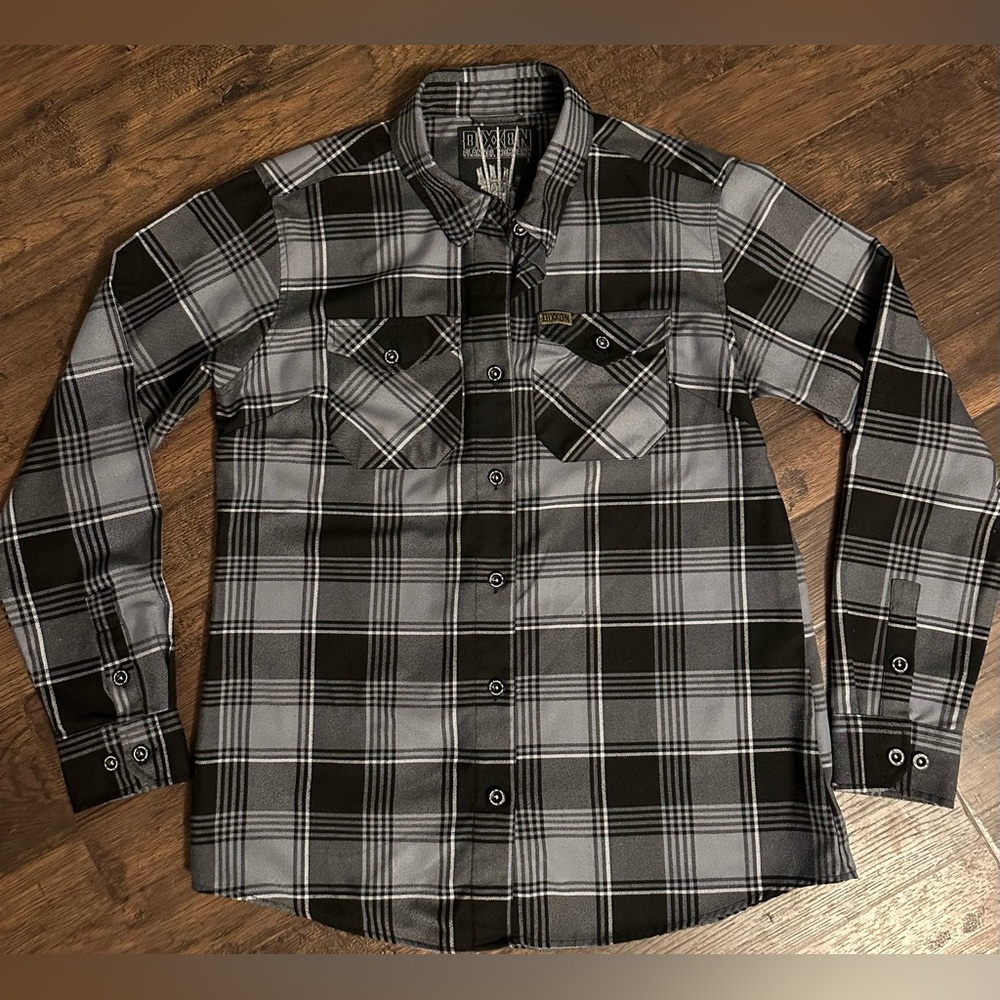 DIXXON Women’s Black and Gray Plaid Button Down Shirt - Adamantium